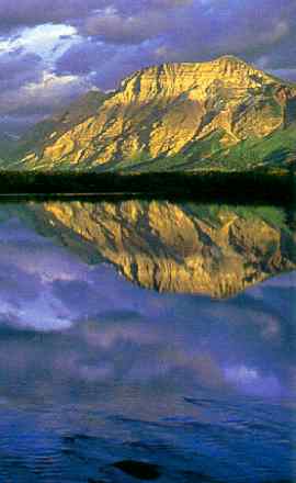 Waterton Lake, Boundary Mts, Alberta (Gerry Ellis)